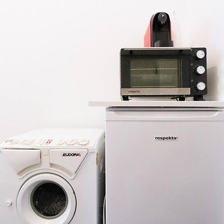 Urban Capsule Apartment - Near Mariahilfer Strasse Wien Exteriör bild