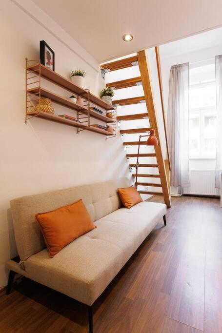 Urban Capsule Apartment - Near Mariahilfer Strasse Wien Exteriör bild