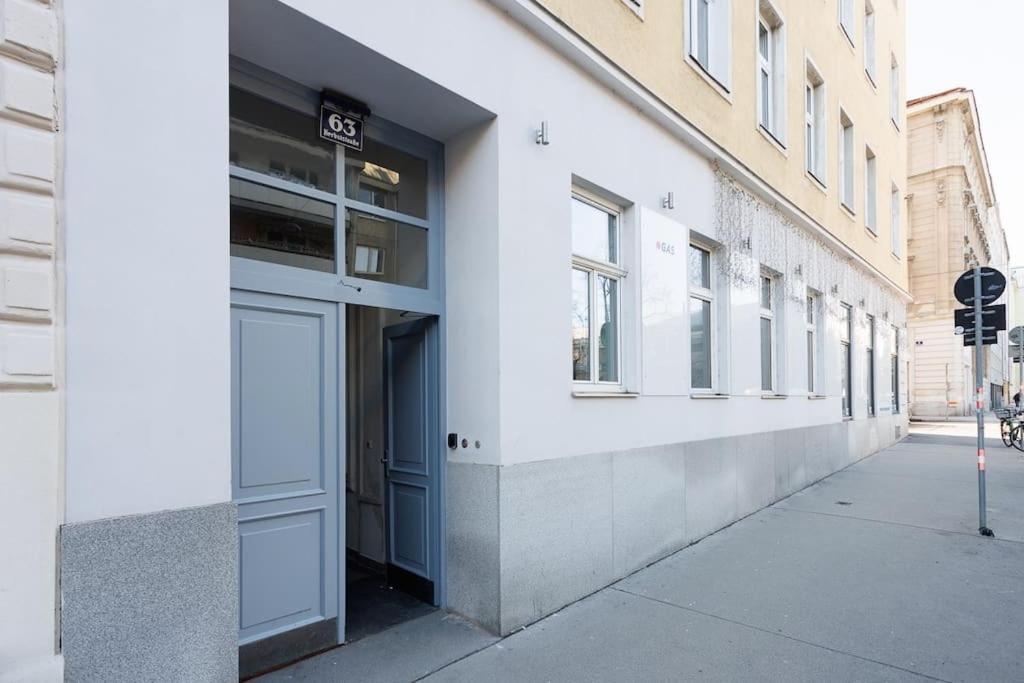 Urban Capsule Apartment - Near Mariahilfer Strasse Wien Exteriör bild